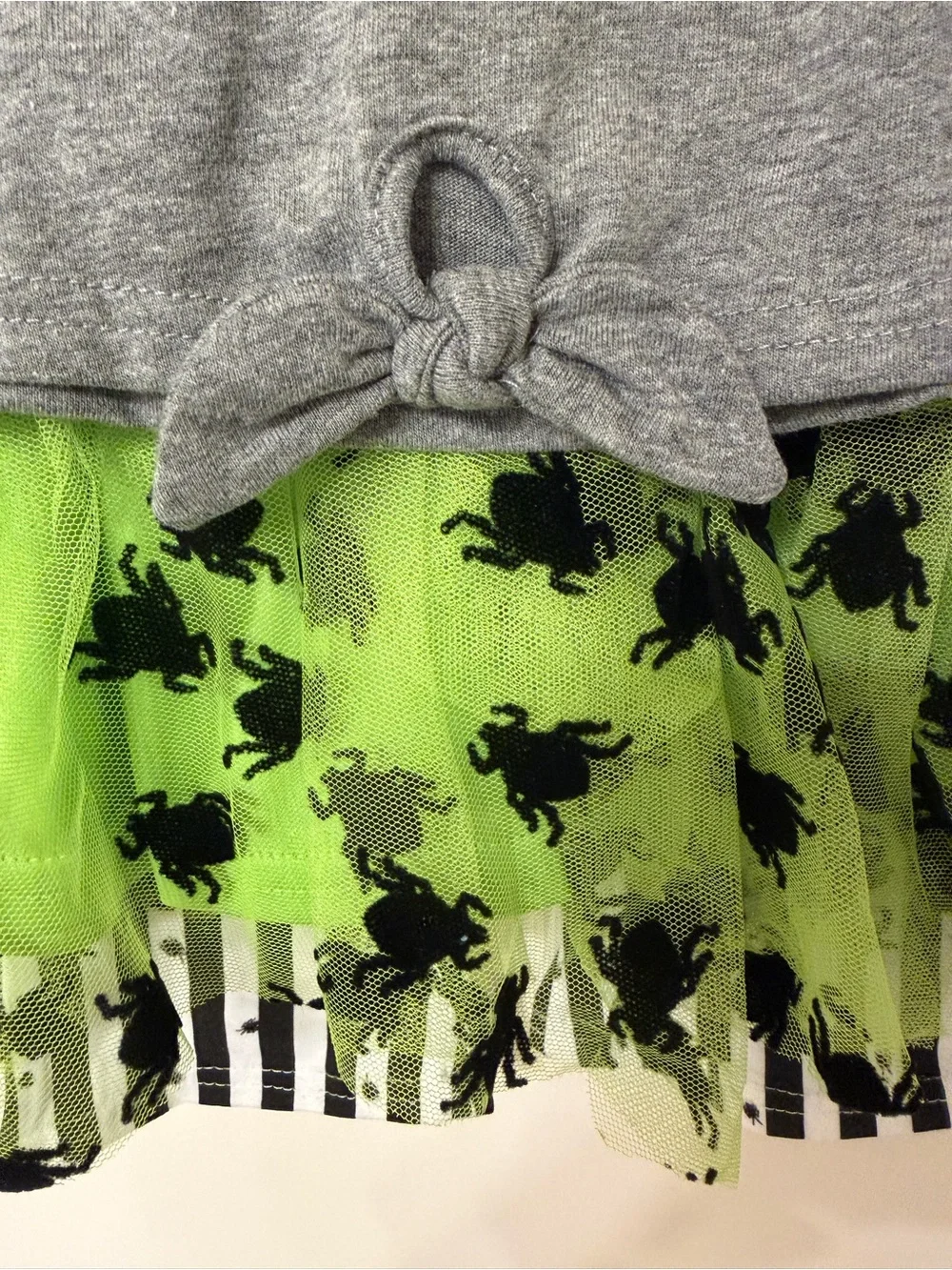 Beetlejuice Kids' Gray & Neon Green Two-Piece Sweatshirt Set